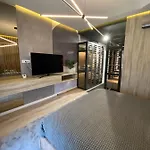 Art\'Penthouse